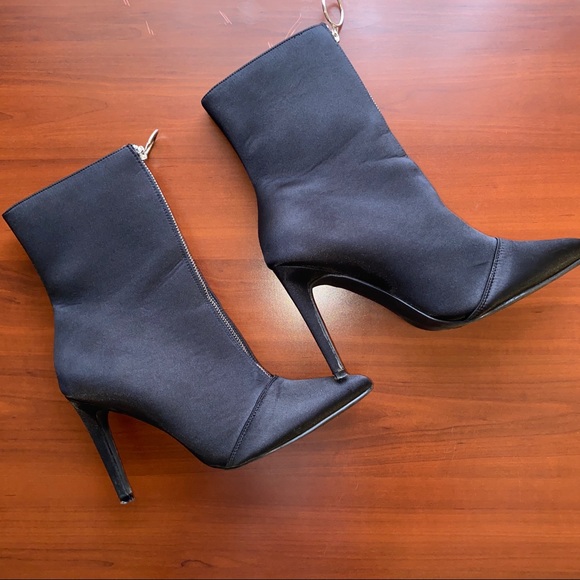 Fashion Nova Black Booties - Picture 2 of 7